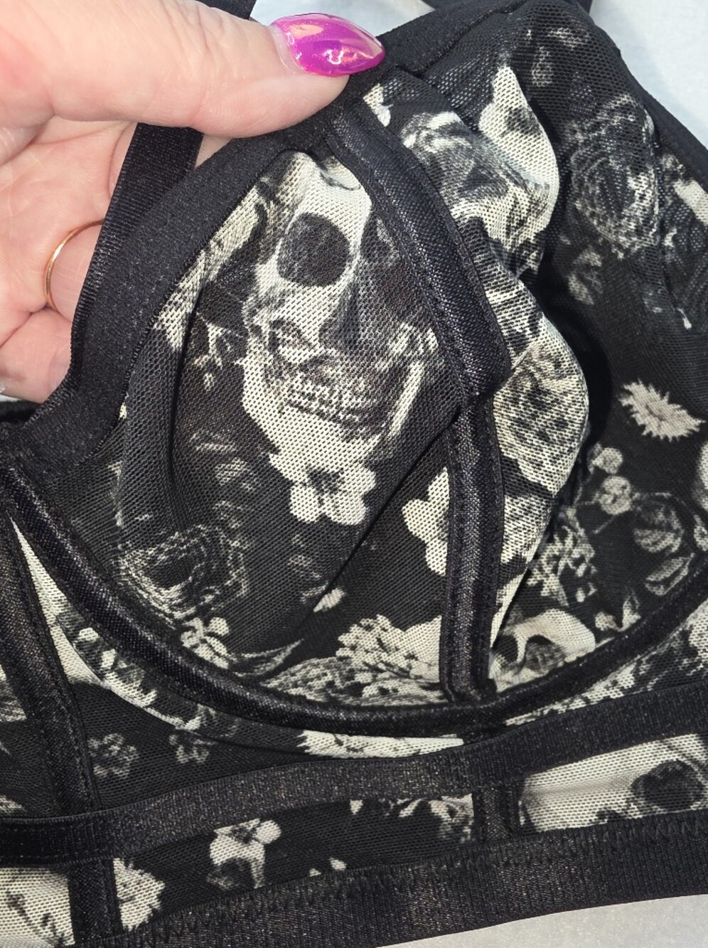 NEW Torrid 0 12 Black Skull Floral Mesh Strappy Longline Wired Bra CX-3877 - Picture 10 of 12